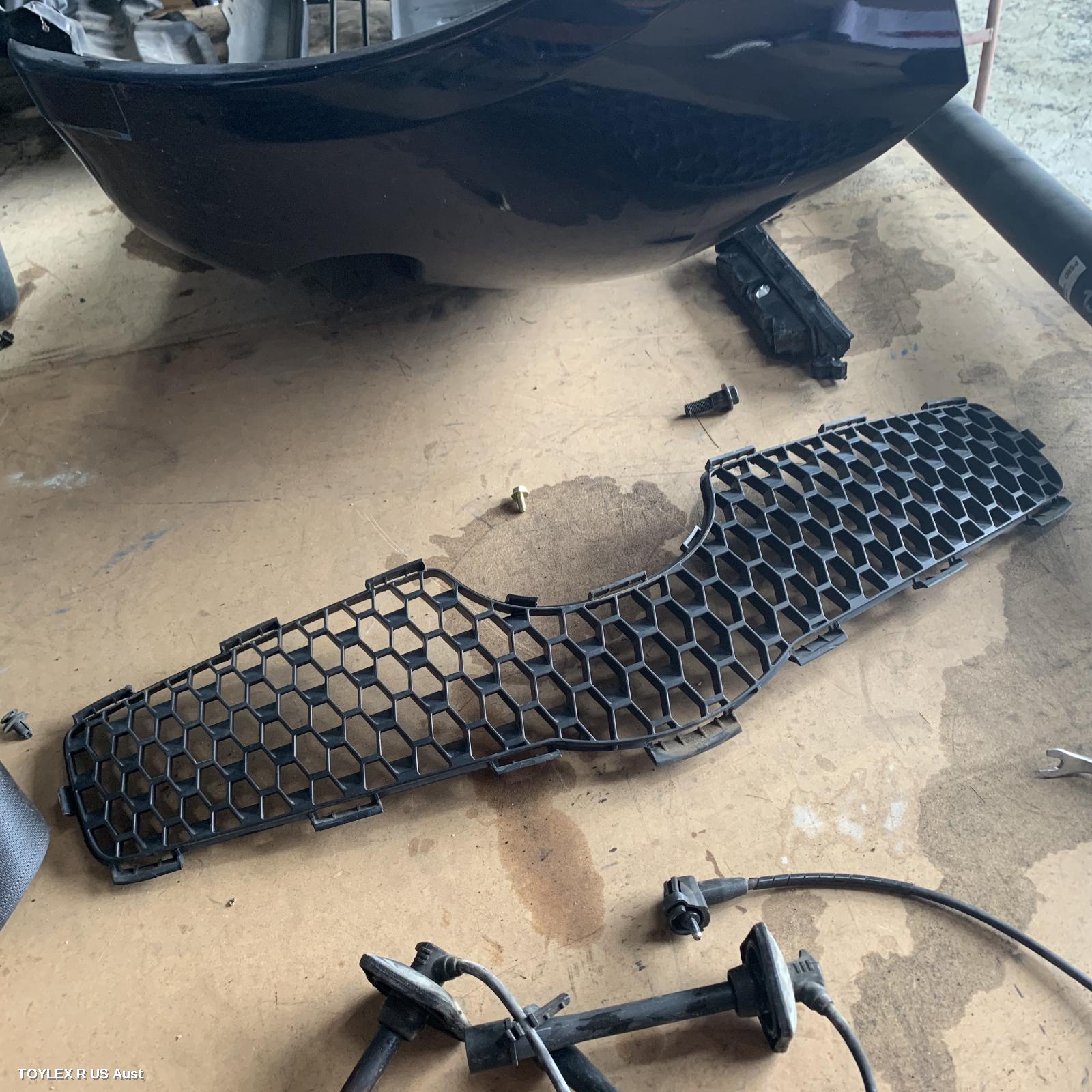 TOYOTA YARIS 2006 Grille RADIATOR GRILLE, NCP9#, HATCH, 10/05-09/08 (AUS ONLY)