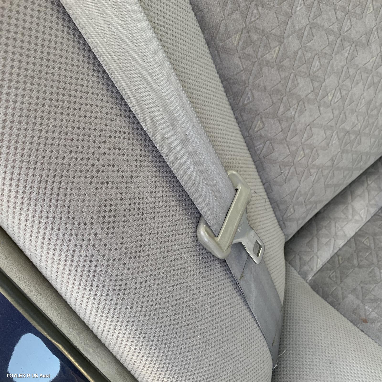 TOYOTA COROLLA 2001 Seatbelt/Stalk RH REAR, SEDAN, AE112