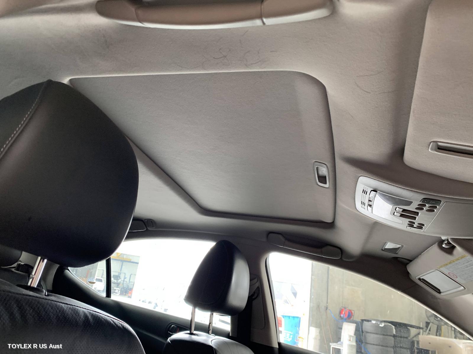 LEXUS IS250/IS250C 2011 Roof Glass/Sunroof/T GSE20R