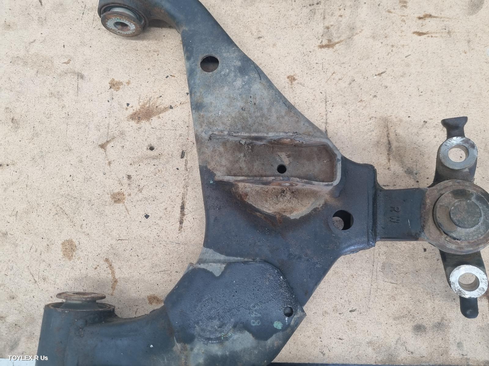 TOYOTA HILUX 2007 Right Front Lower Control Arm 4WD