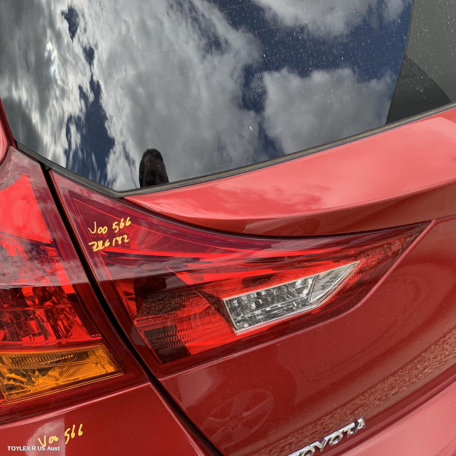 TOYOTA COROLLA 2013 Rear Garnish TAILGATE LAMP (LH SIDE), ZRE182R, HATCH