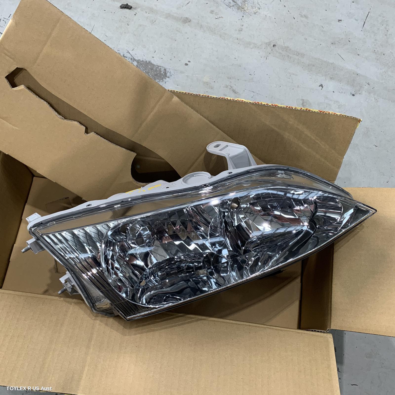 LEXUS ES300 (92-05) 2001 Right Headlamp MCV20