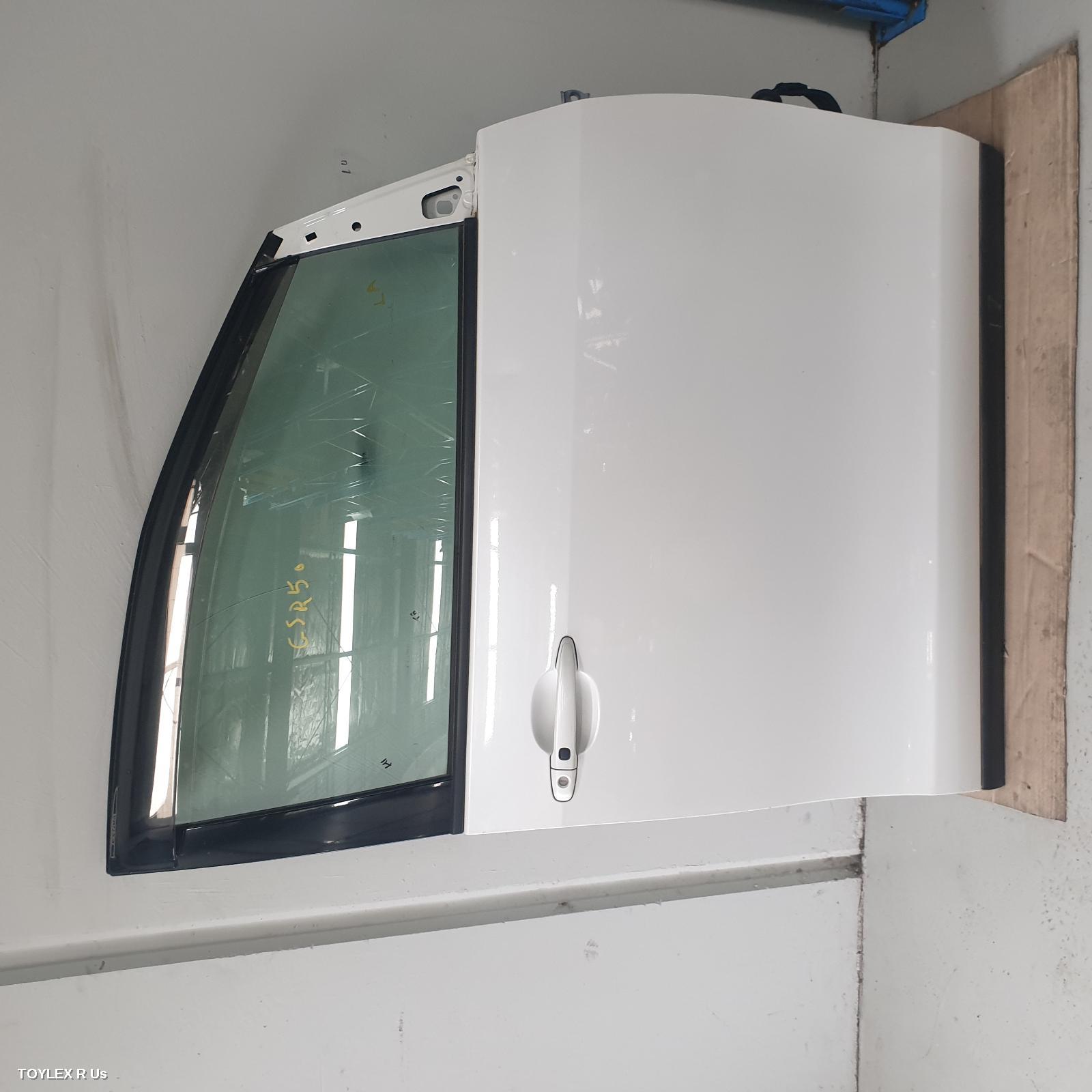 TOYOTA TARAGO 2014 Right Front Door ACR50R