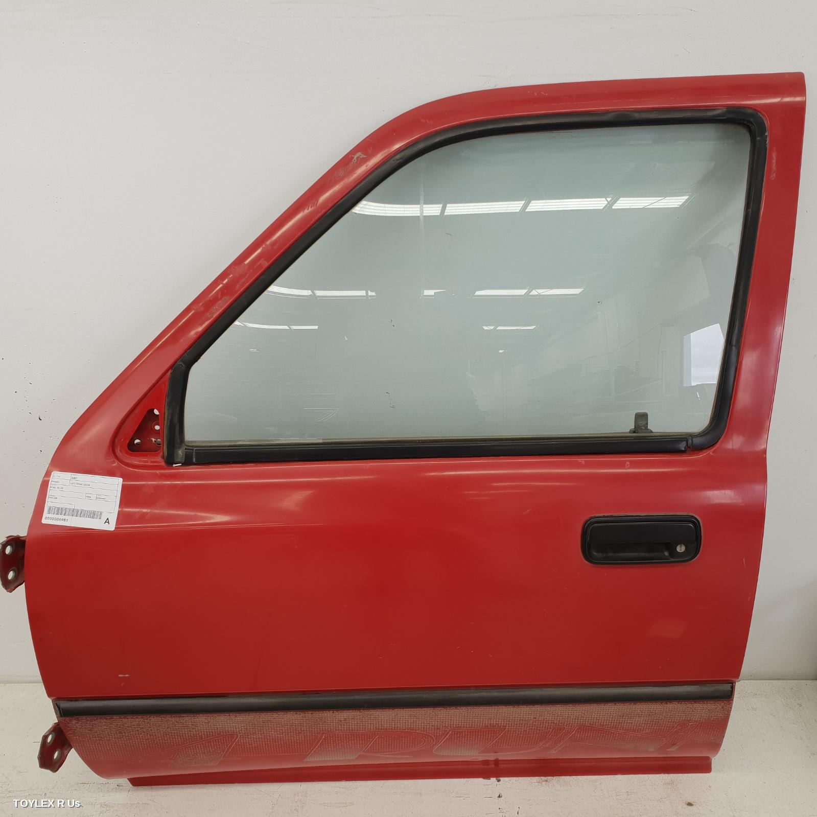 TOYOTA SURF 1996 Left Front Door N180