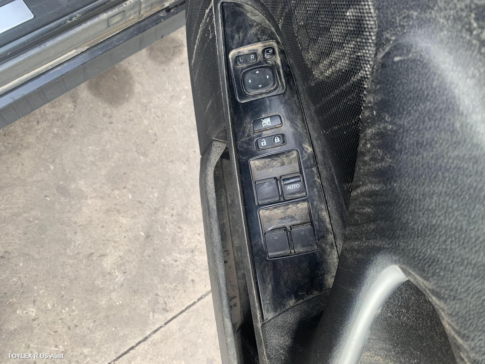 LEXUS IS250/IS250C 2010 Pwr Dr Wind Switch IS250C, RH FRONT (MASTER SWITCH), CABRIO, GSE20R