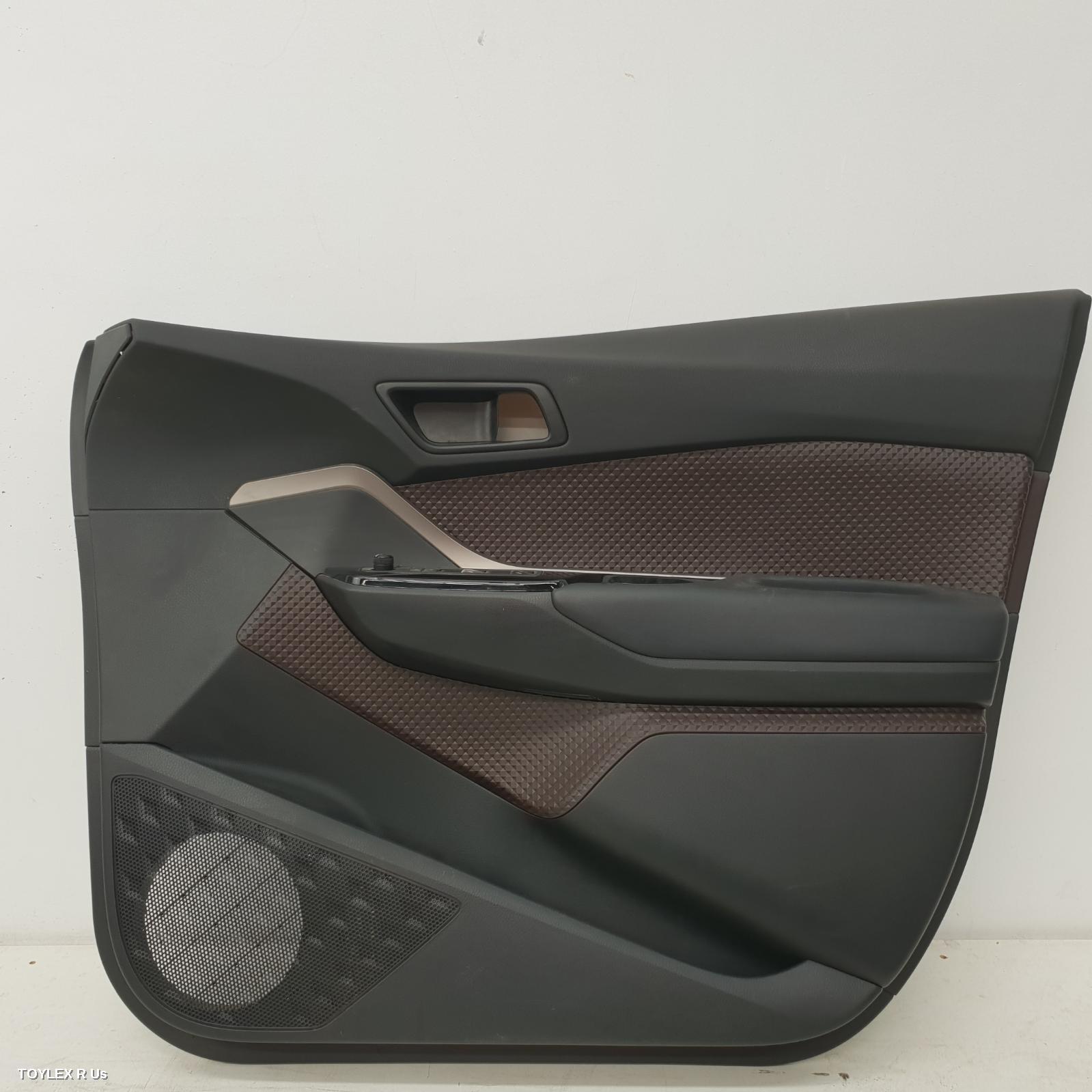 TOYOTA C-HR 2019 Door Trim RH FRONT, GEN 1