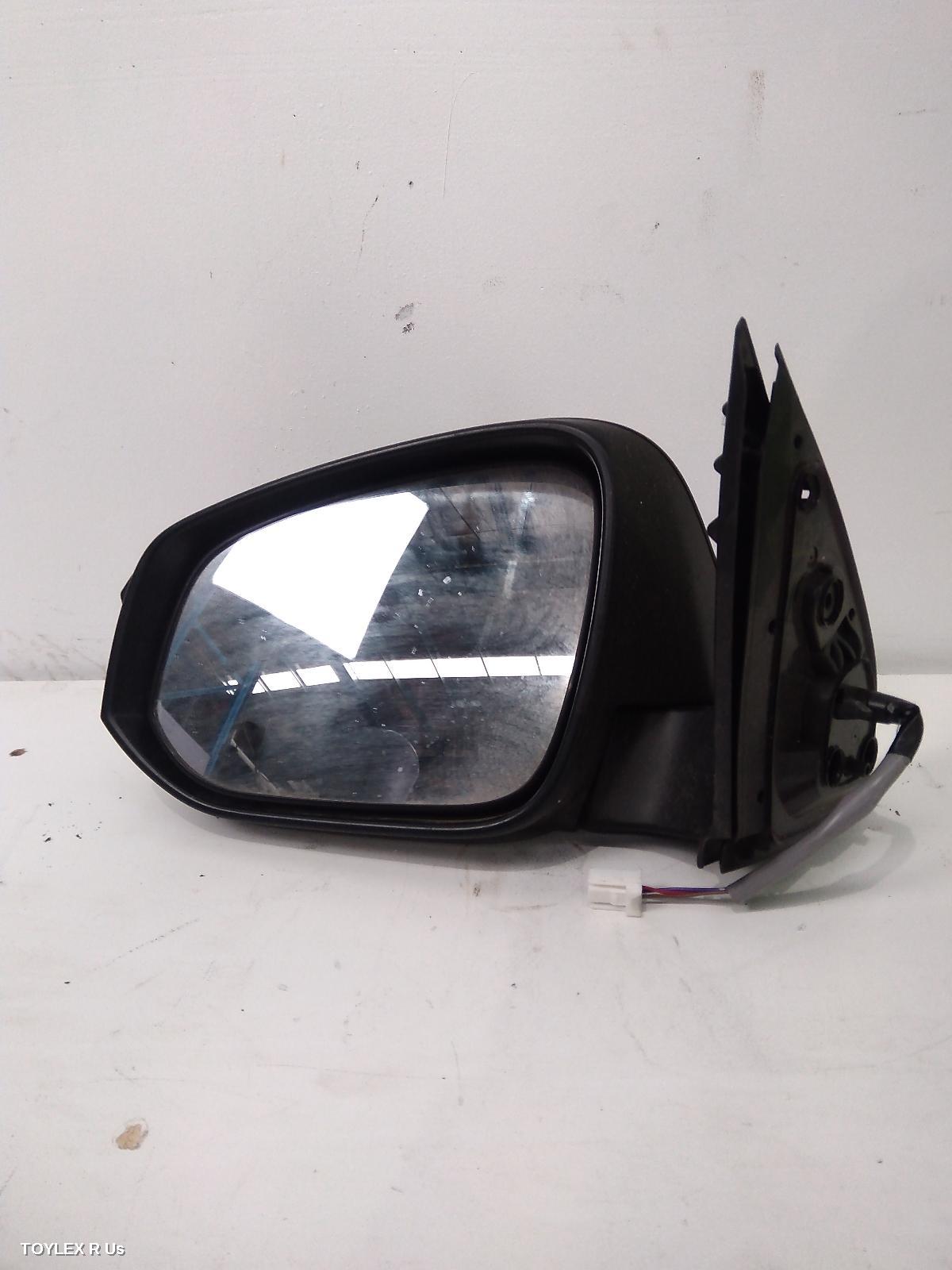 TOYOTA HILUX 2021 Left Door Mirror MANUAL FOLDING, BLACK, NON INDICATOR TYPE