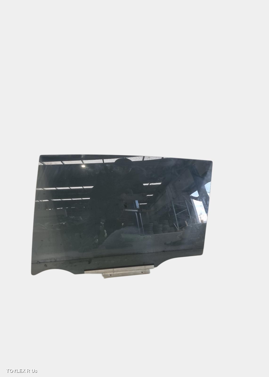 TOYOTA RAV4 2016 Left Rear Door Window XA40, DARK GREY TINT TYPE