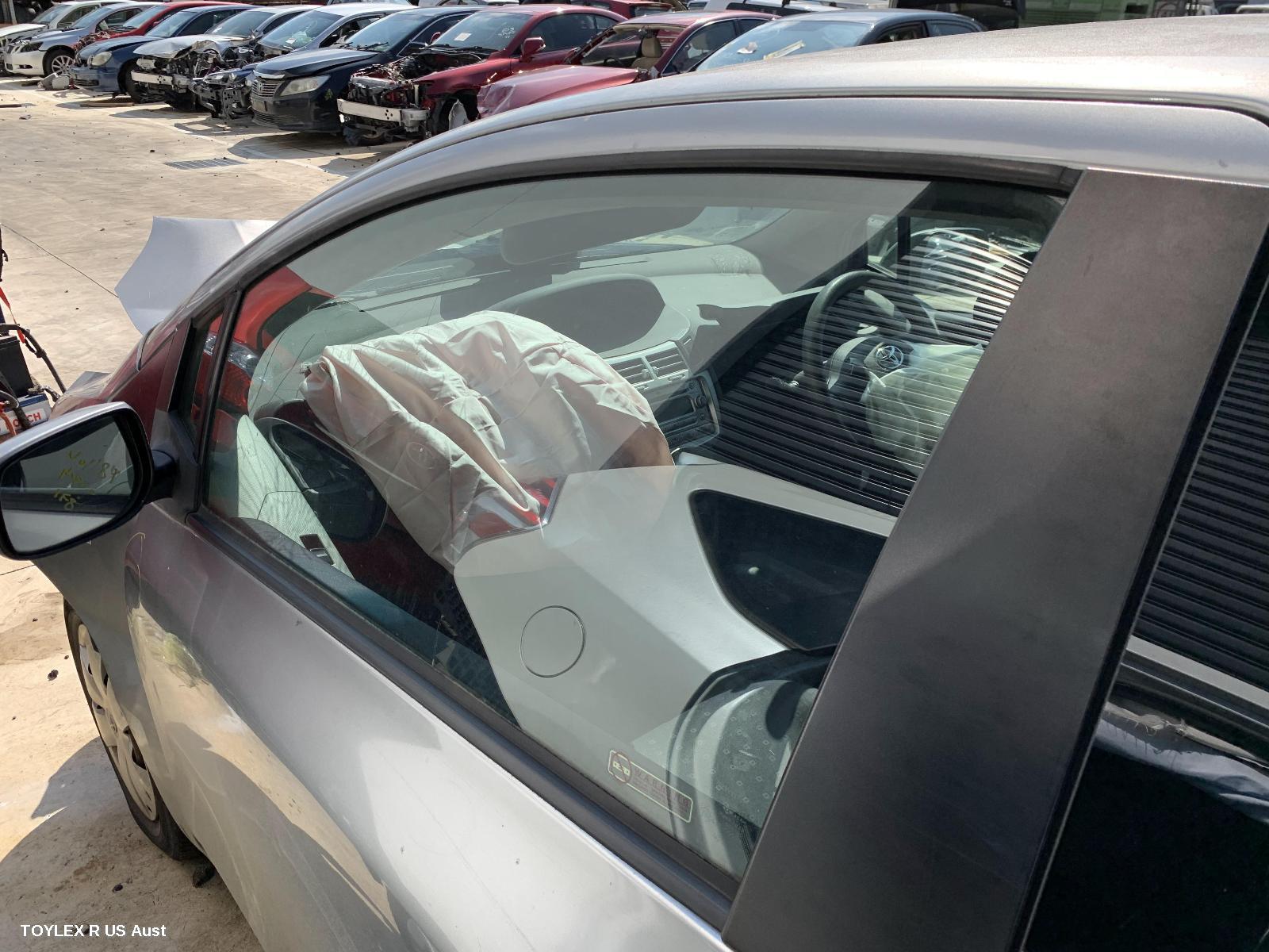 TOYOTA YARIS 2006 Left Front Door Window NCP9#, 3DR HATCH