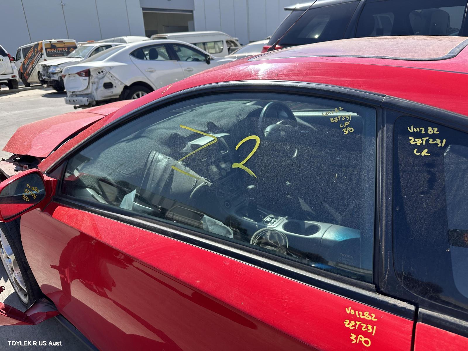 TOYOTA CELICA 2000 Left Front Door Window ZZT231