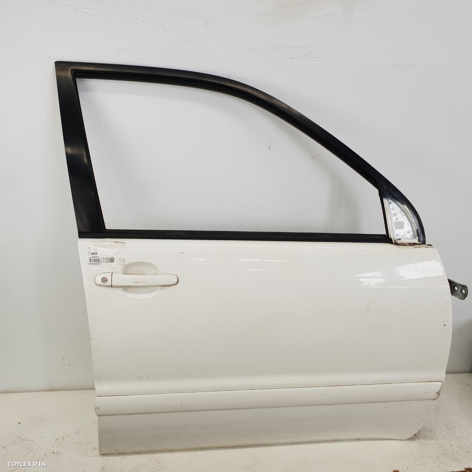 TOYOTA KLUGER 2006 Right Front Door MCU28R