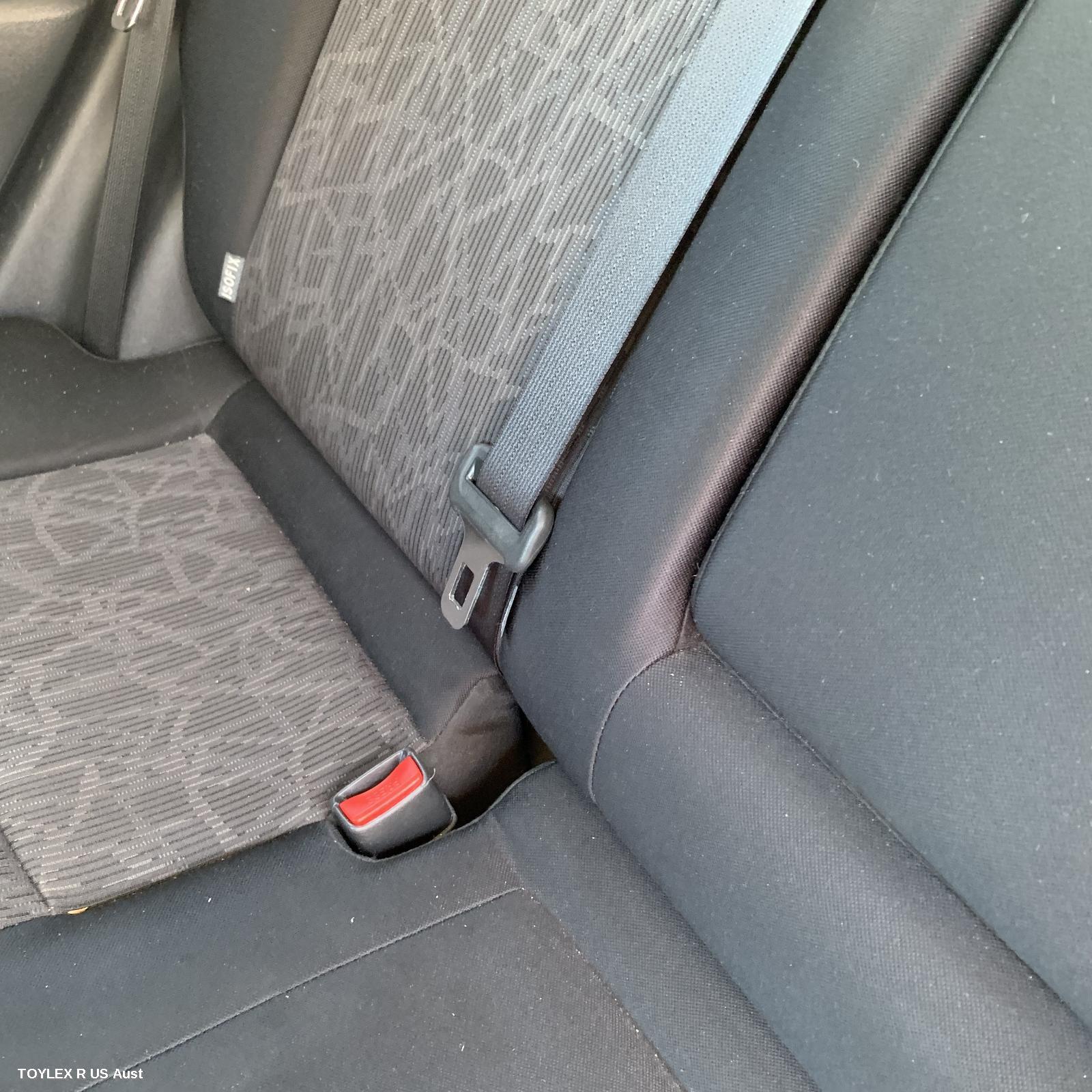 TOYOTA RUKUS 2011 Seatbelt/Stalk CENTRE REAR, SEAT BELT ONLY, AZE151R