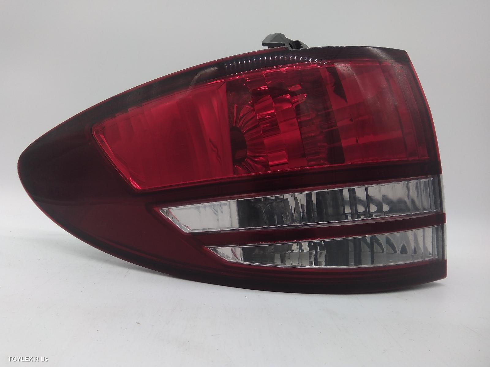 TOYOTA TARAGO 2002 Left Taillight ACR30 (AUST TYPE), 06/00-06/03 8156128301