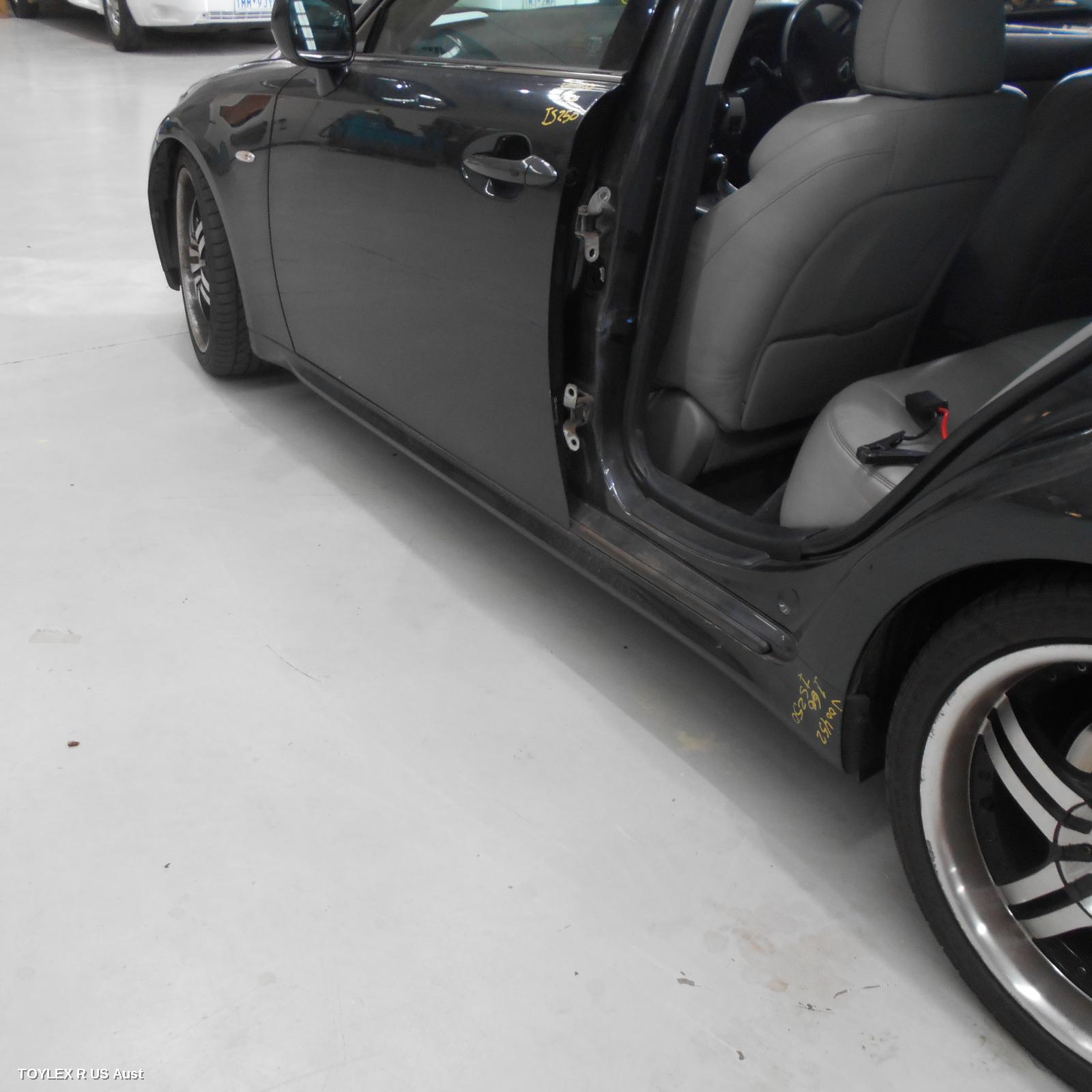 LEXUS IS250/IS250C 2006 Side Step/Skirt GSE20R, LH SIDE