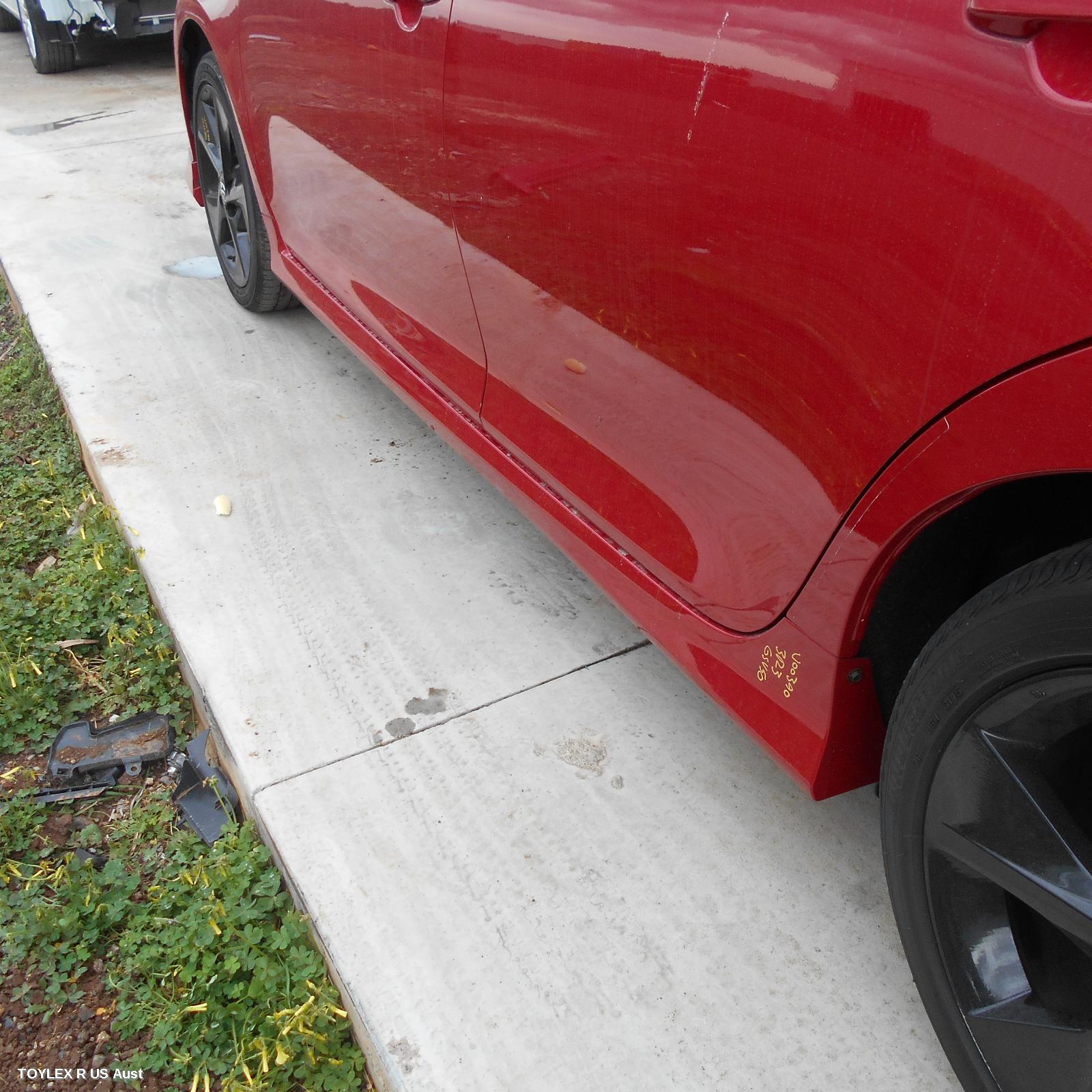 TOYOTA AURION 2015 Side Step/Skirt GSV50R, LH SIDE