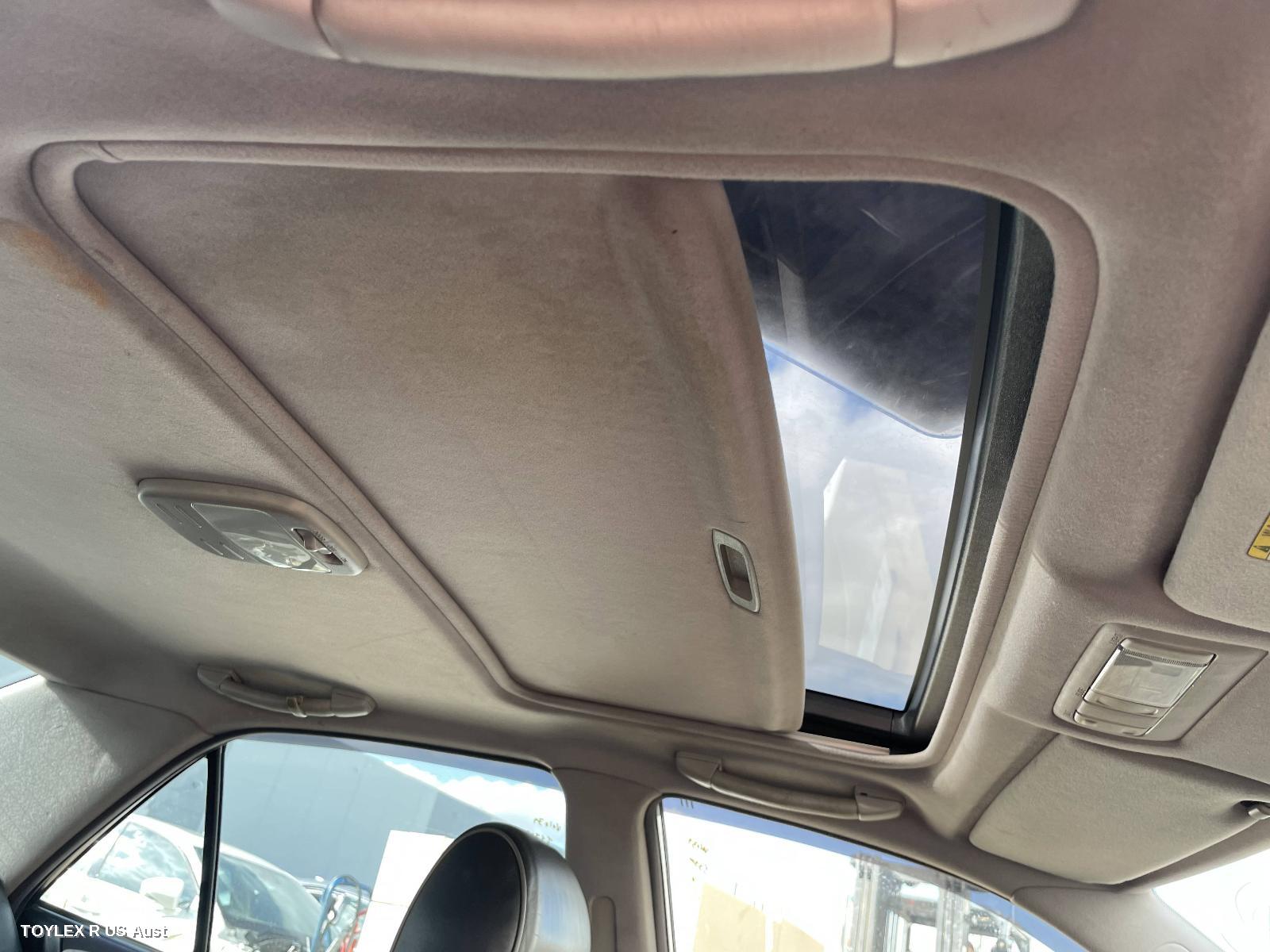 LEXUS IS200/IS300 2001 Roof Glass/Sunroof/T IS200/IS300
