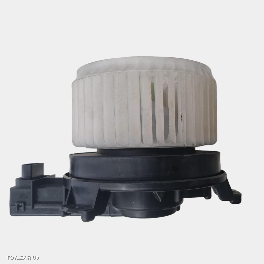 TOYOTA HILUX 2016 Heater Fan Motor 06/15-