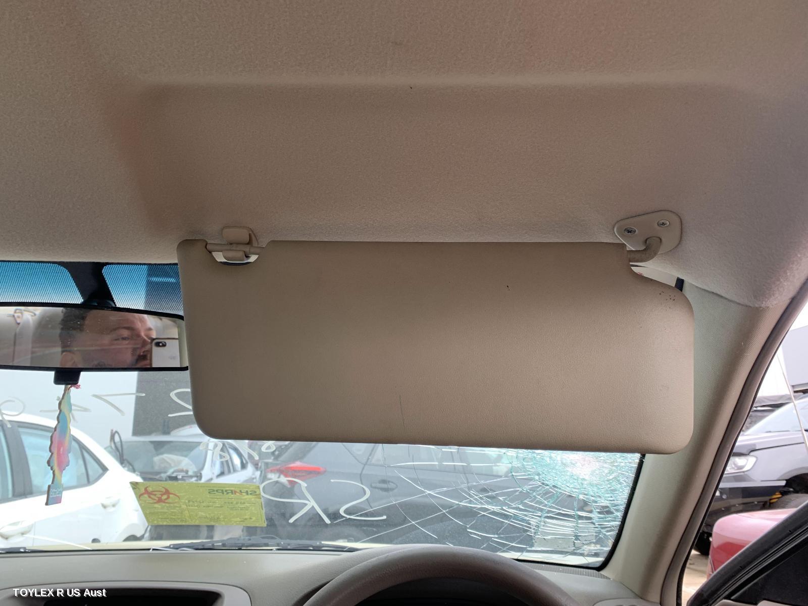 TOYOTA CAMRY 2003 Sunvisor SK36, RH SIDE, STANDARD TYPE