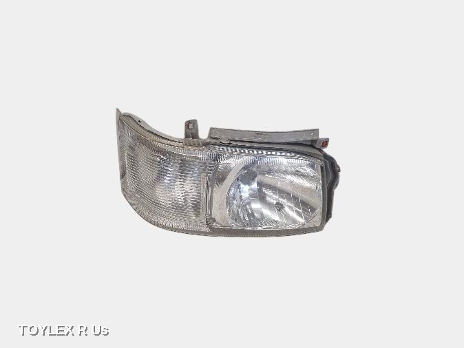 TOYOTA HIACE 2006 Right Headlamp TRH/KDH, SLWB