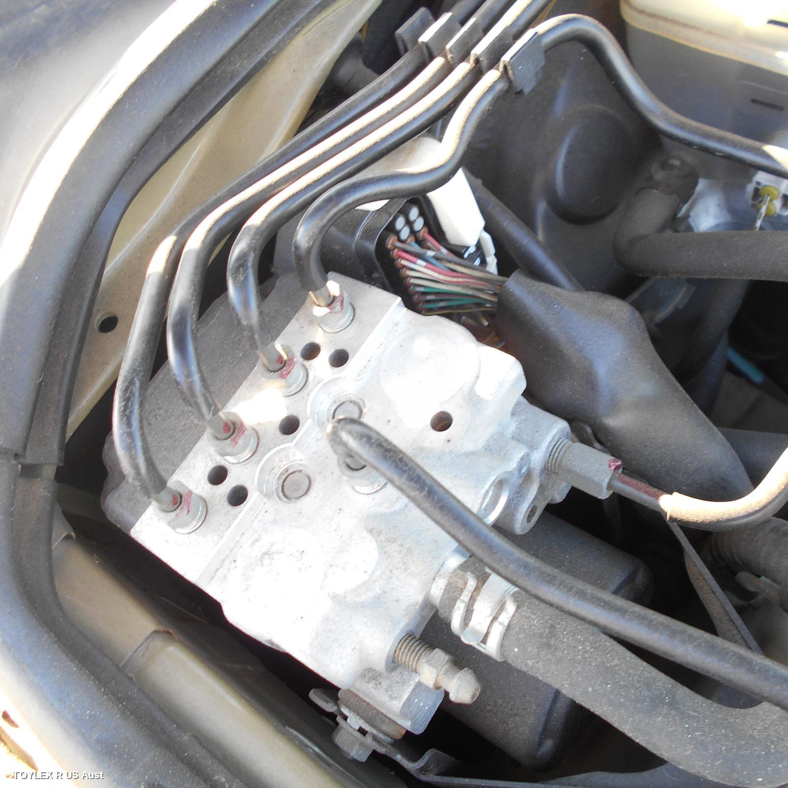 LEXUS IS200/IS300 2002 Abs Pump/Modulator 1 PLUG TYPE, P/N 4454053030