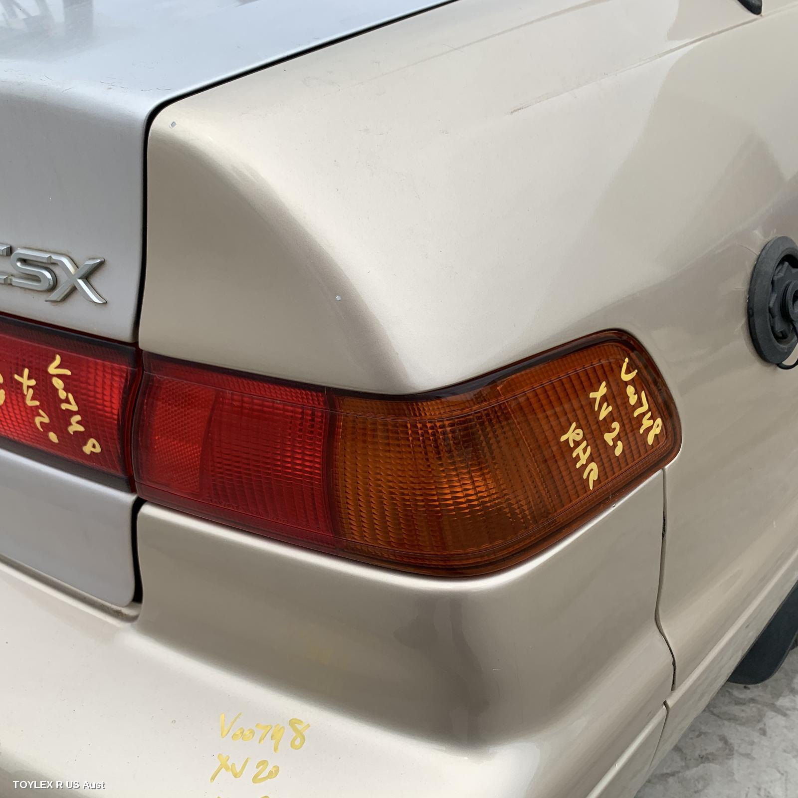 TOYOTA CAMRY 1998 Right Taillight SK20, SEDAN