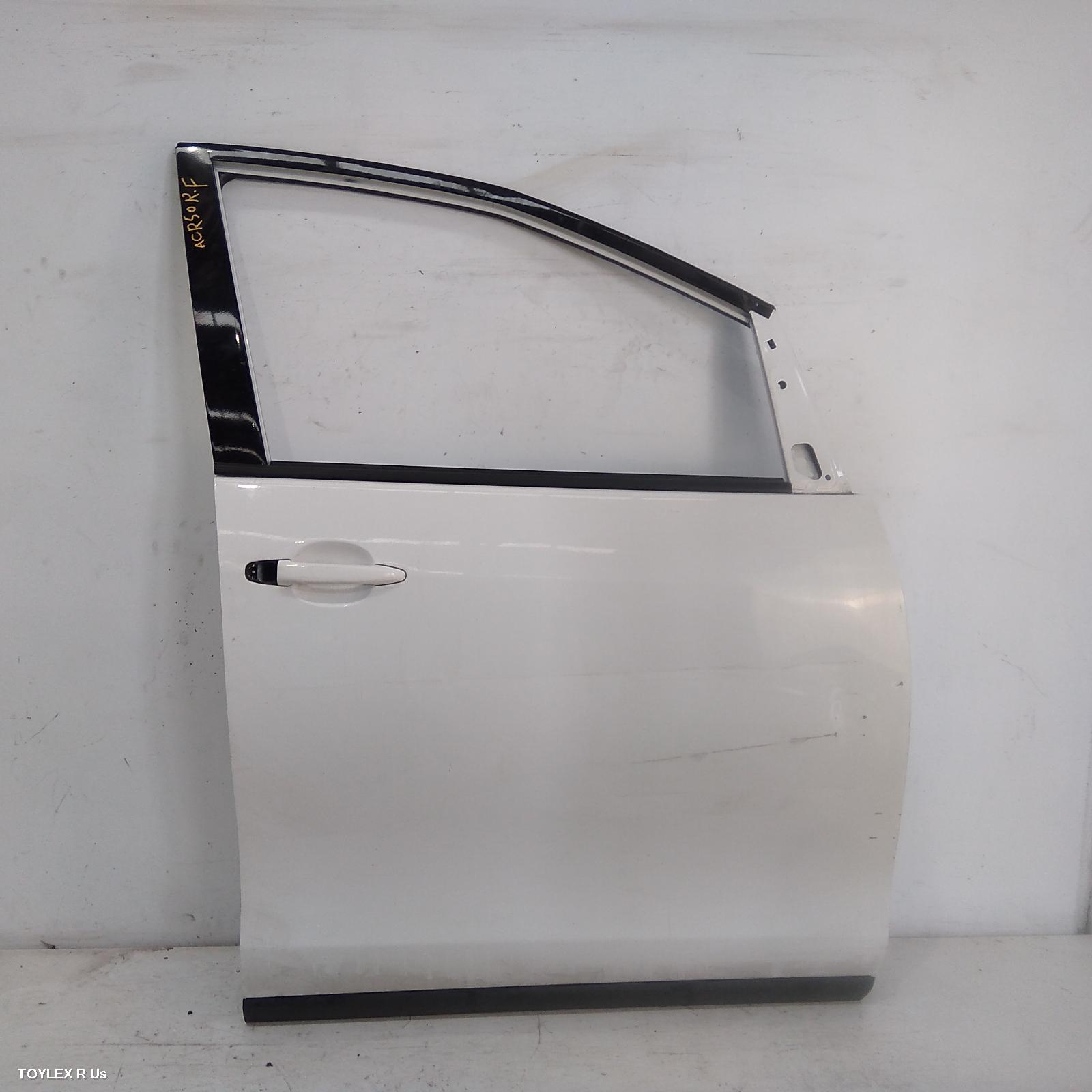 TOYOTA TARAGO 2010 Right Front Door ACR50R