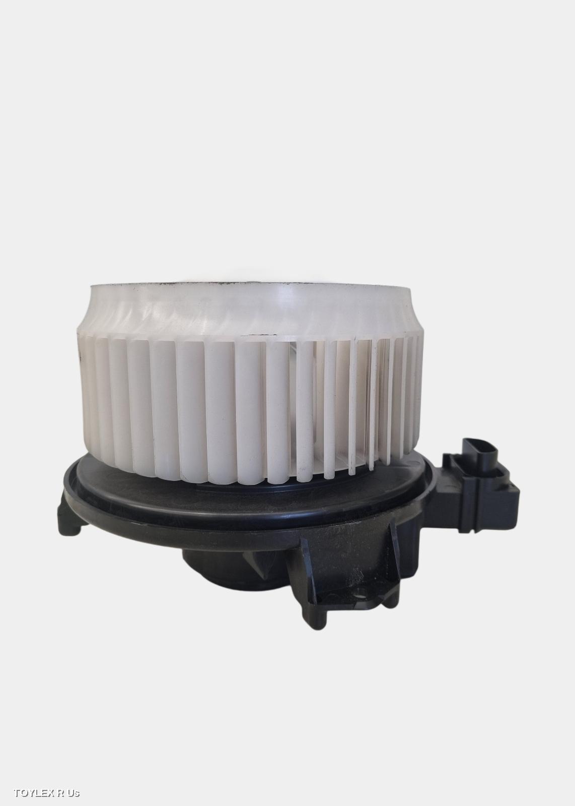 TOYOTA RAV4 2010 Heater Fan Motor ACA33/ACA38, 2 PIN PLUG, NON-CLIMATE CONTROL TYPE