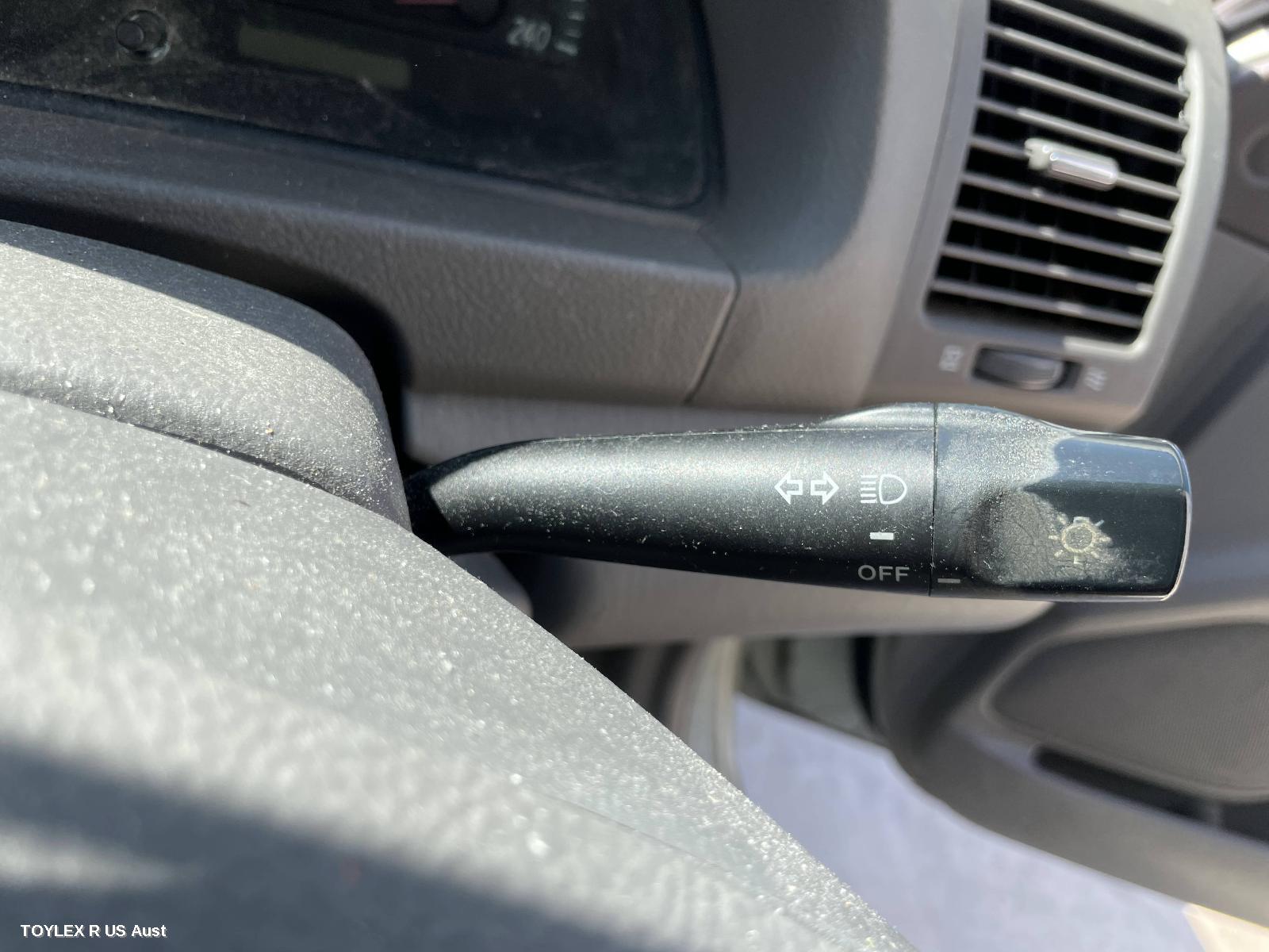 TOYOTA CAMRY 2005 Combination Switch FLASHER SWITCH, SK36, NON SPORTIVO