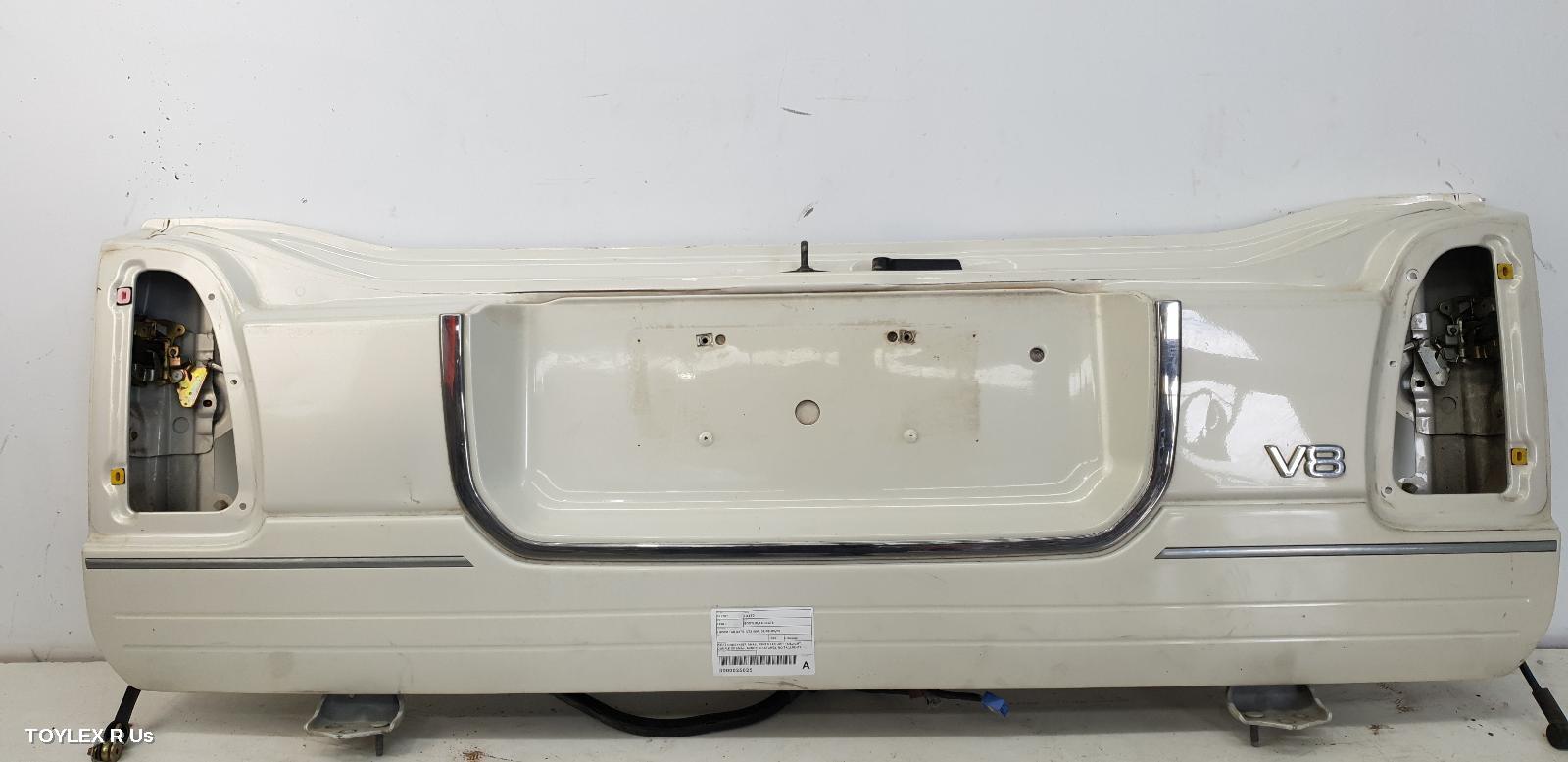 LEXUS LX470 1999 Bootlid/Tailgate LOWER TAILGATE, UZJ100R